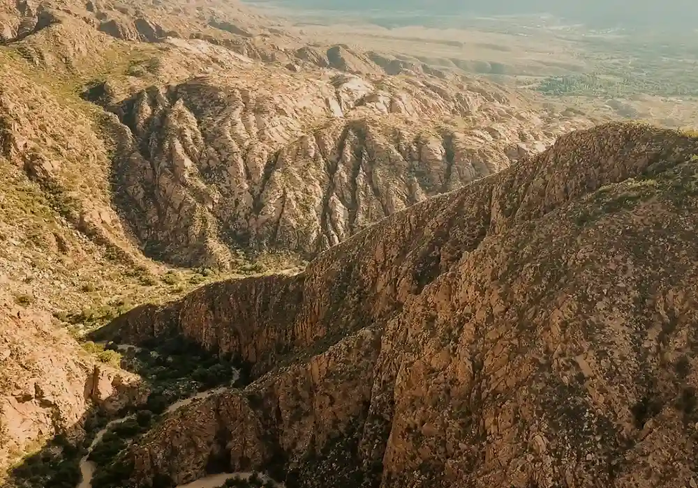 Islote caracteristico del Dique Los Sauces