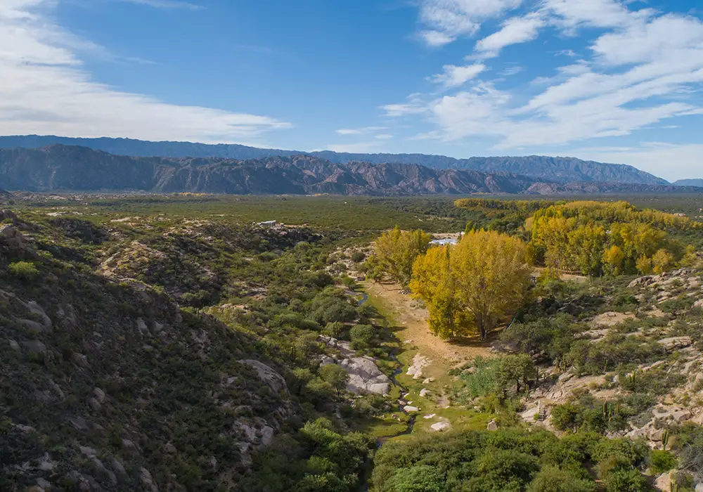 Ruta sobre el valle de Huaco